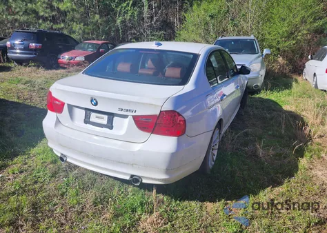 2011 BMW 335I z USA, uszkodzony, nr VIN WBAPM5C53BE577244